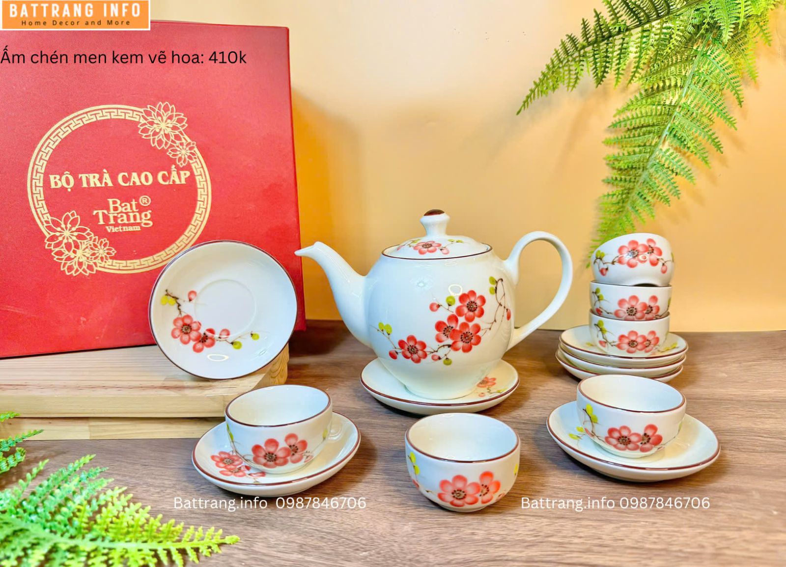 ẤM CHÉN MEN KEM VẼ HOA ĐÀO ĐỎ
