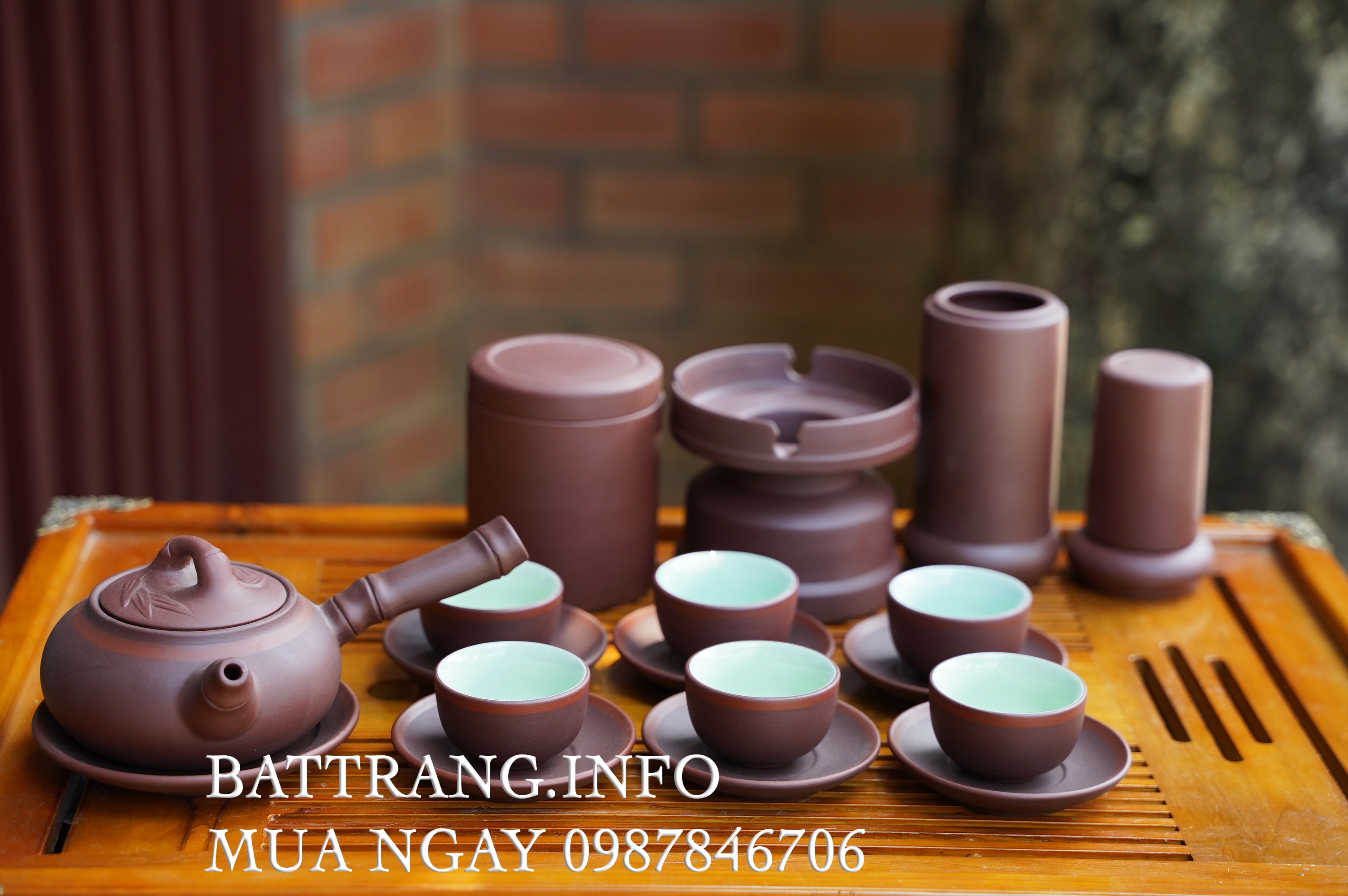 Quà tặng gốm sứ dưới góc nhìn kinh tế: Đầu tư thông minh hay chỉ đơn giản là món quà?