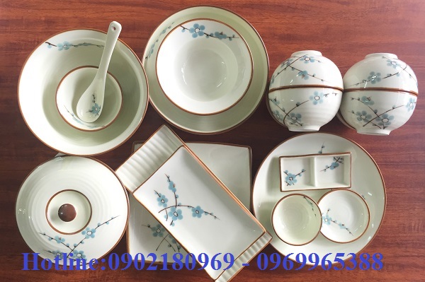 May 10 lựa chọn gốm sứ Bát Tràng làm quà tặng
