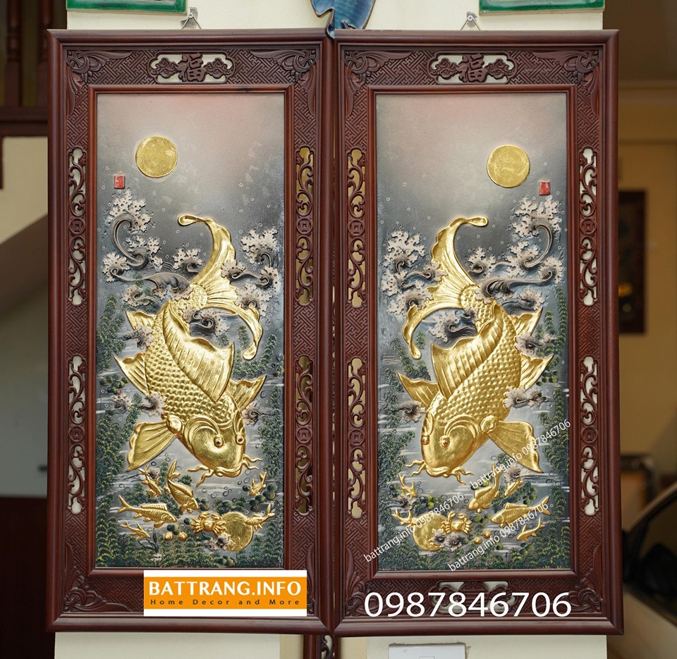 Cá chép trông trăng gốm sứ Bát Tràng dát vàng