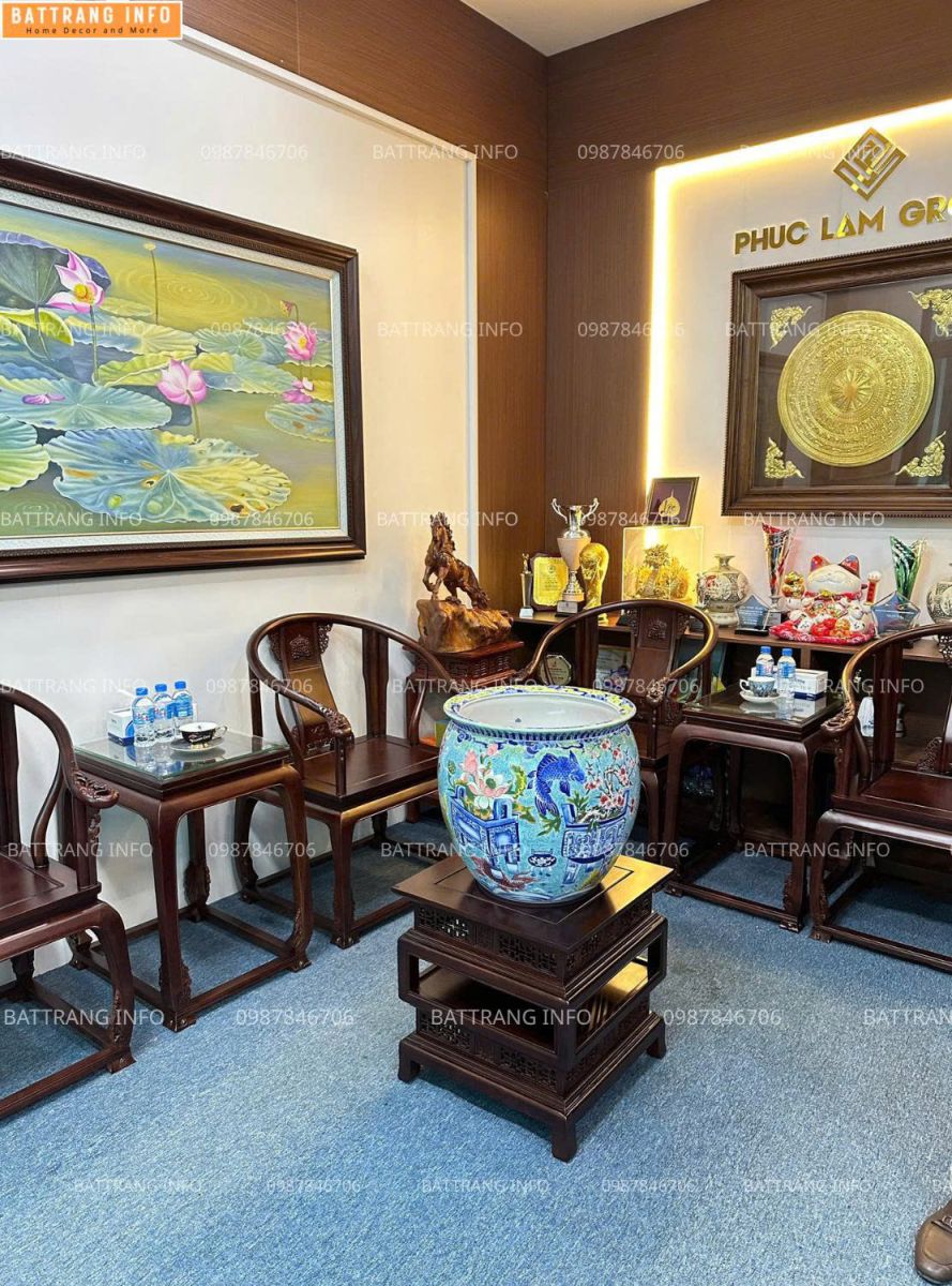 Thống Cổ Đồ Nền Gấm Phi 46cm Cao Cấp Bát Tràng – Điểm Nhấn Sang Trọng Tại Phòng Trà Của Khách