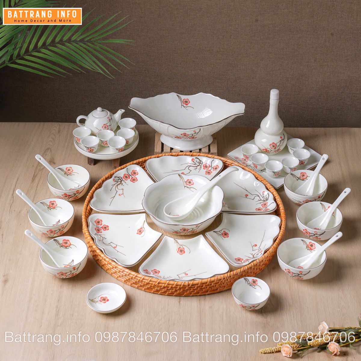 Mua Bộ Bát Đĩa Hoa Mặt Trời Cho Mâm Cơm Cúng Rằm Tháng 7 Âm Lịch Cao Cấp Bát Tràng Ở Đâu?