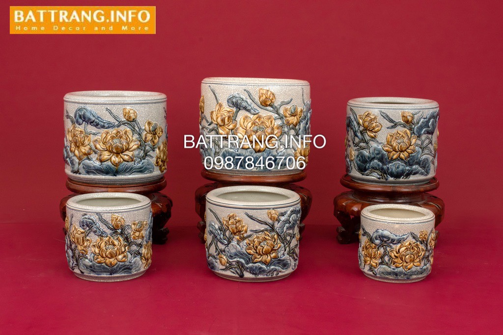 Bát hương gốm sứ Bát Tràng
