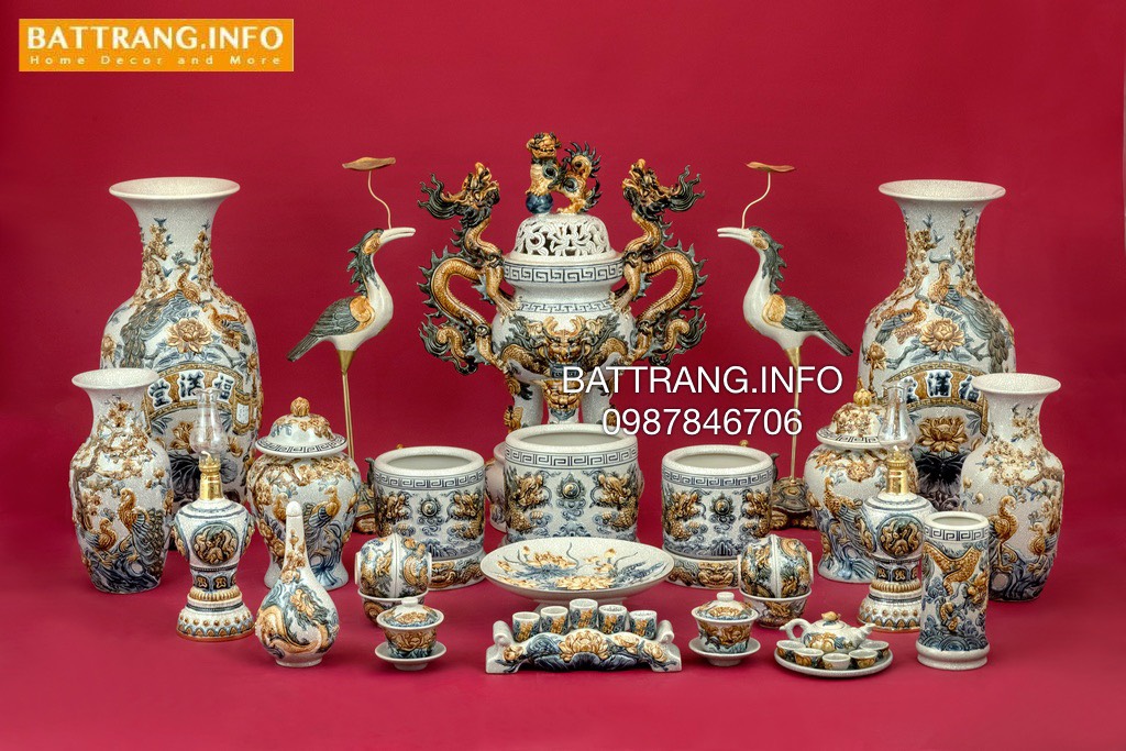 Bát hương gốm sứ Bát Tràng