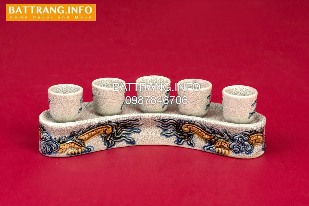 Kỷ 5 chén gốm sứ Bát Tràng