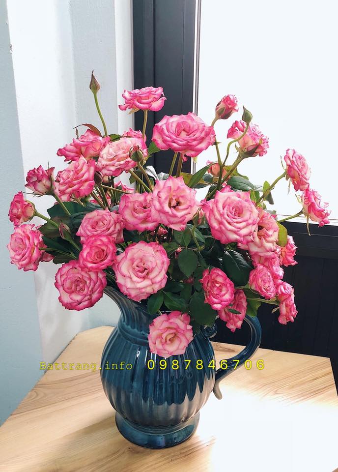 Lọ hoa gốm sứ Bát Tràng