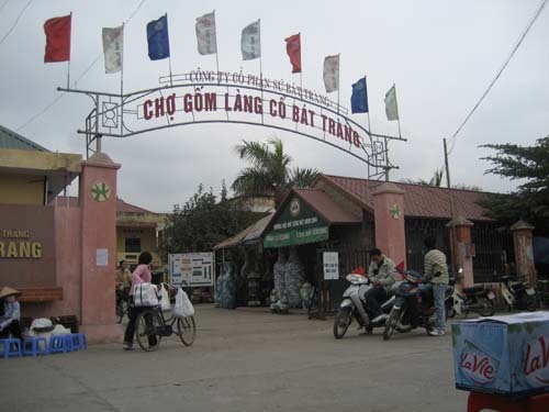 Chợ gốm Bát Tràng Hà Nội – Chợ du lịch Hà Nội nổi tiếng