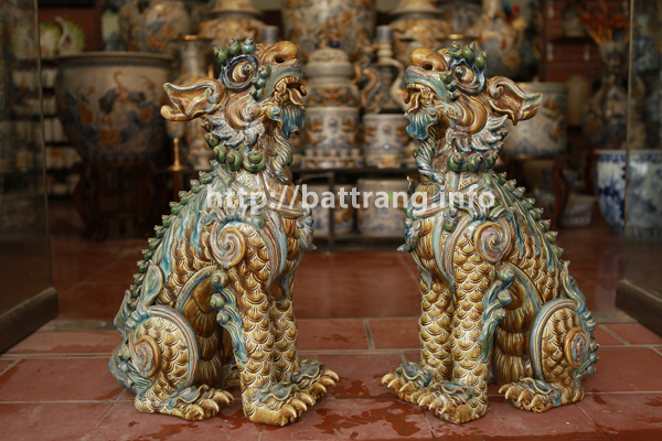 Tượng Kỳ Lân gốm sứ Bát Tràng