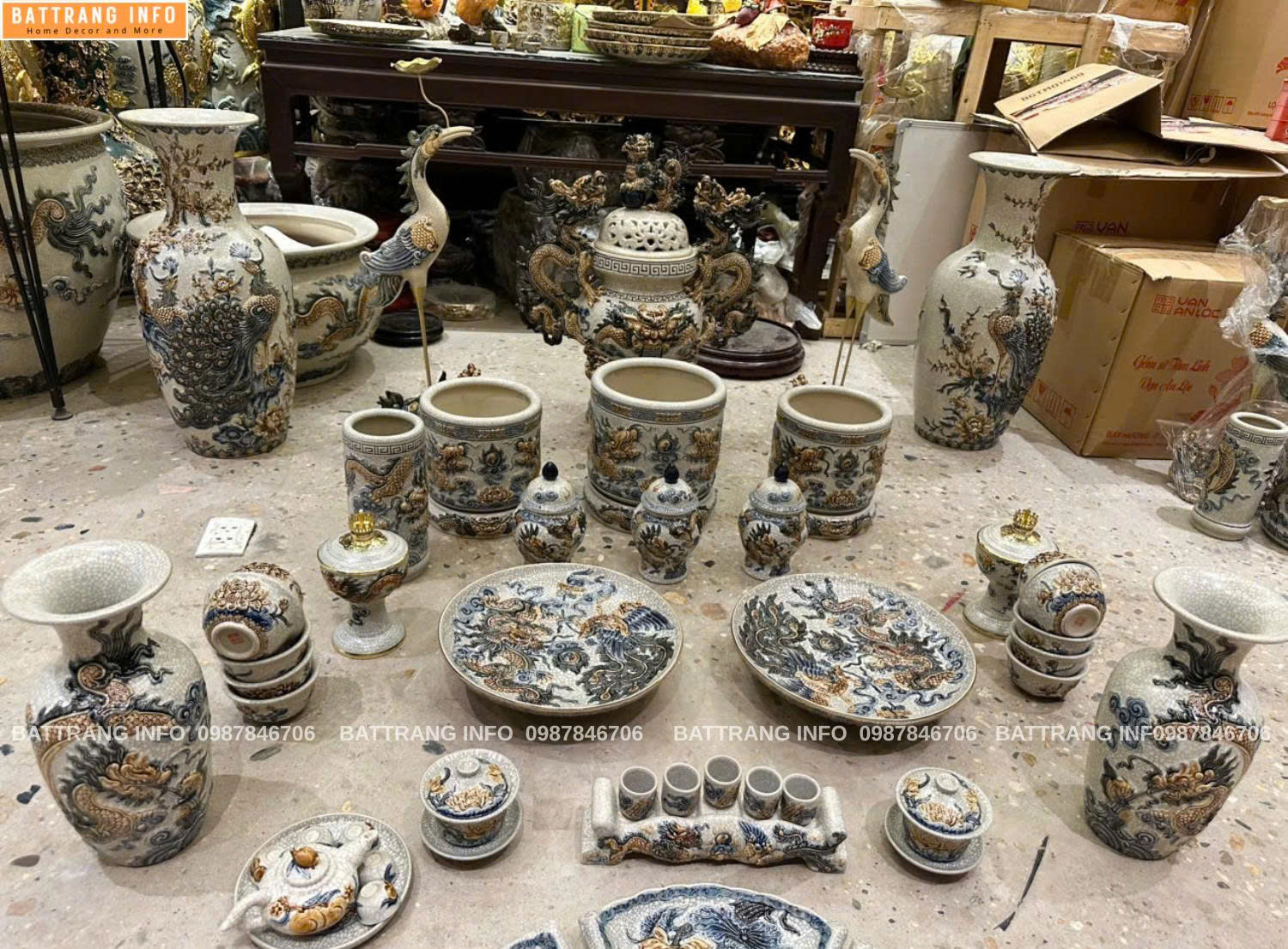 Bộ Đồ Thờ Men Rạn Đắp Nổi Cao Cấp Bát Tràng – Tinh Hoa Gốm Việt Cho Không Gian Thờ Tự Trang Nghiêm