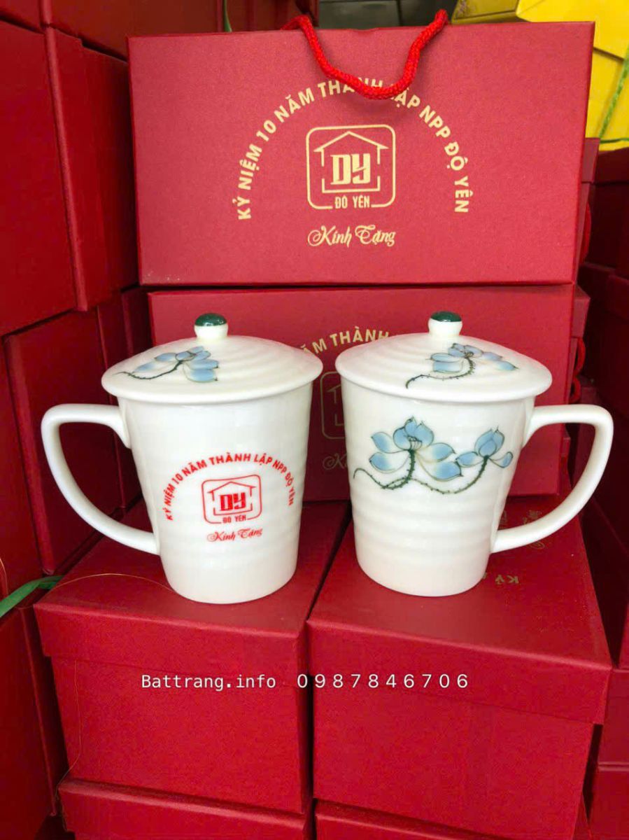 Cốc Sứ Quà Tặng Cao Cấp Bát Tràng Cho Doanh Nghiệp, Cơ Quan Dịp Cuối Năm – Lựa Chọn Siêu Hợp Lý & Sang Trọng