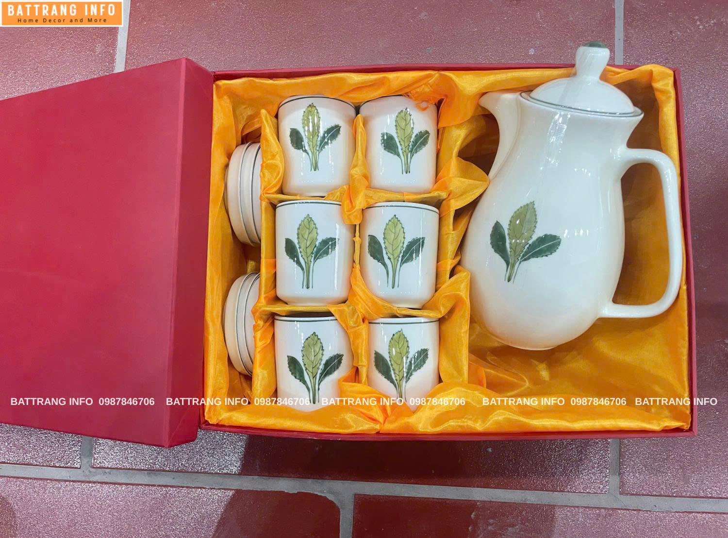 Bộ Bình Nước Cao 1.5 Lít Vẽ Tay Cao Cấp Bát Tràng