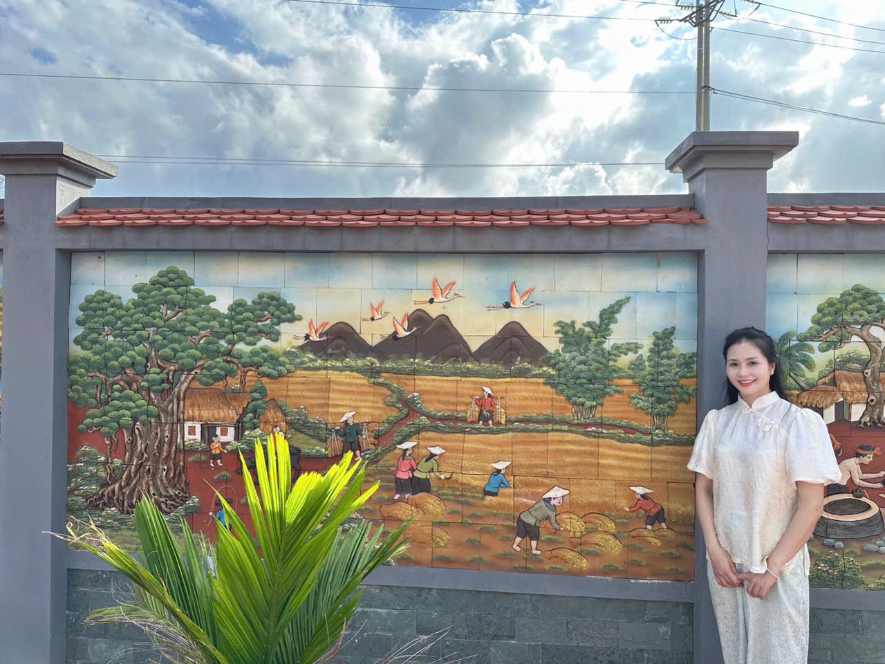 Tranh Gốm Ghép Mảnh Trang Trí Sân Vườn Cao Cấp Bát Tràng