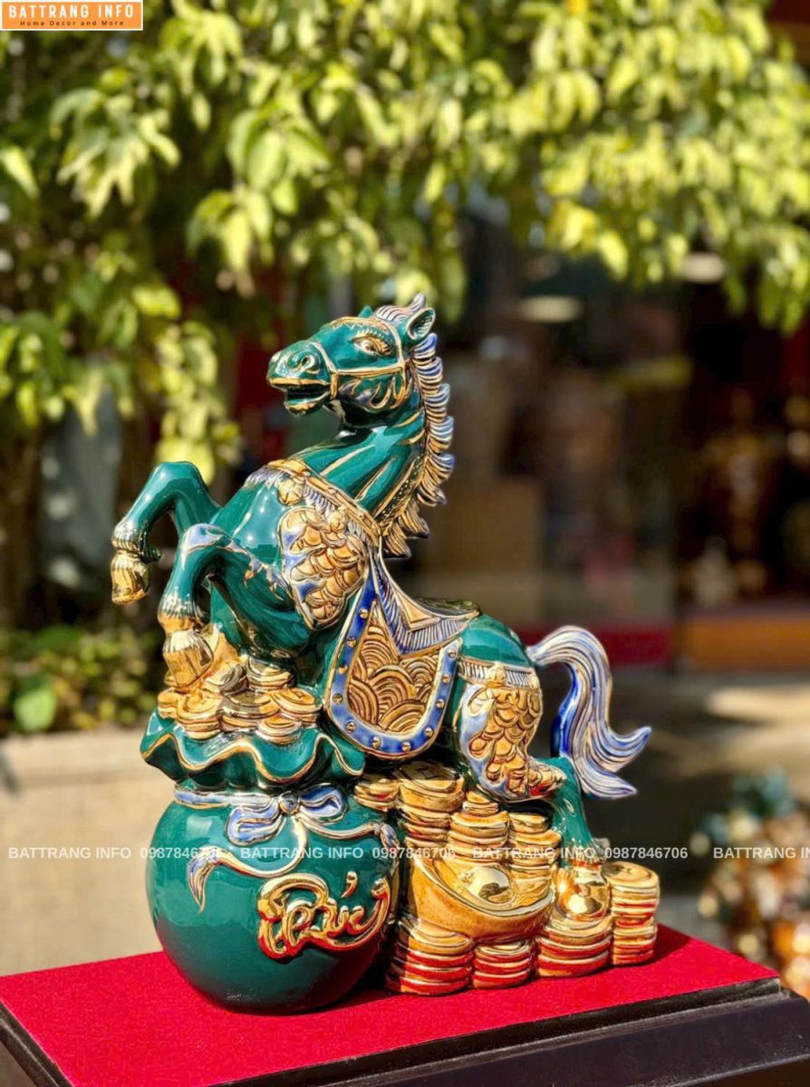 Linh Vật Năm 2026 Sứ Bát Tràng Vẽ Vàng 24k – H36