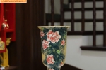 Lọ hoa vuốt vẽ Bát Tràng